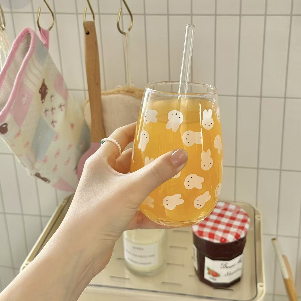 Niedlicher Miffy-Kaninchen-Dru – Coffee Tea & Jane Bewertung und Preis