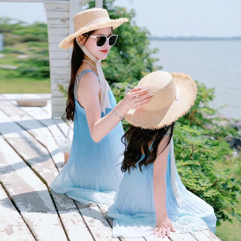 Resorts Look Mutter und Tochte – Coffee Tea Or Me Bewertung und Preis
